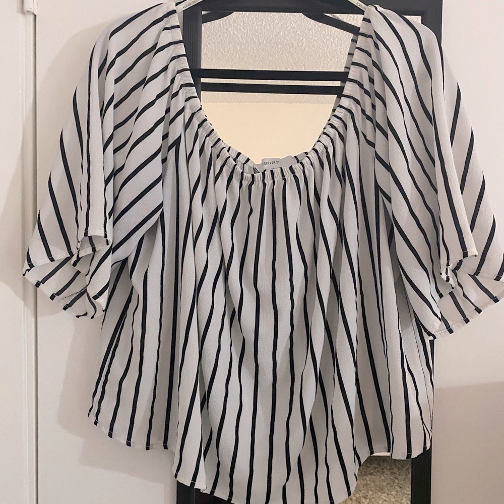 Forever 21 - off shoulder top